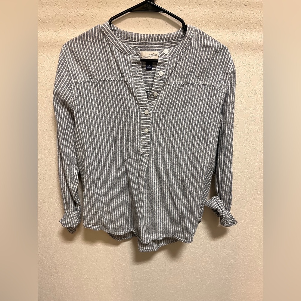 WOMENS UNIVERSAL THREAD LONG SLEEVE TOP SIZE M